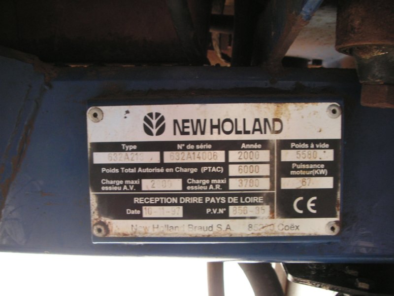 PLACA NEW HOLLAND  FOTOS IMAGENES